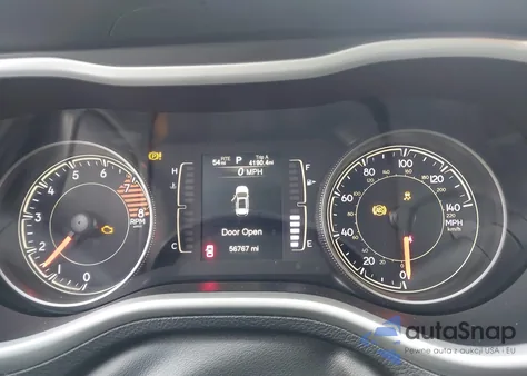 2018 Jeep Cherokee Latitude Plus 4X4 z USA, uszkodzony, nr VIN 1C4PJMLX3JD570841